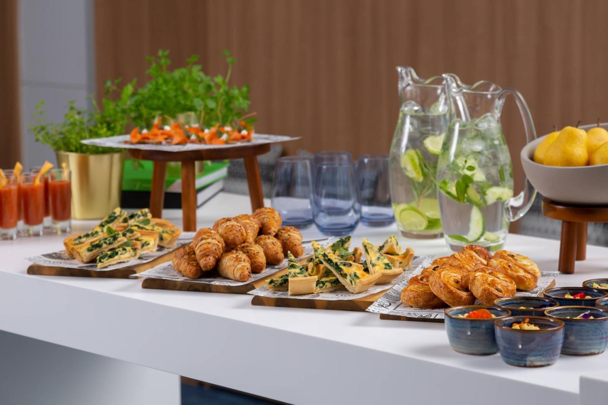 Courtyard By Marriott Bucharest Floreasca Екстер'єр фото